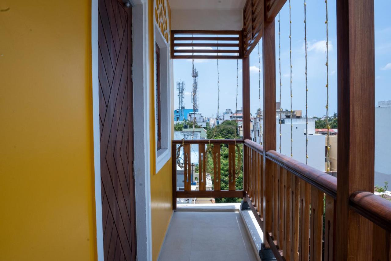 Le Suresh Guest House Пондичерри Экстерьер фото