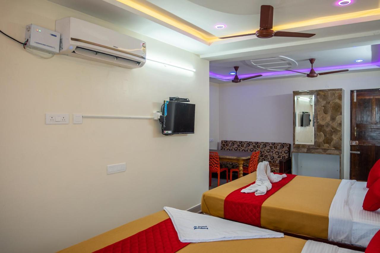 Le Suresh Guest House Пондичерри Экстерьер фото